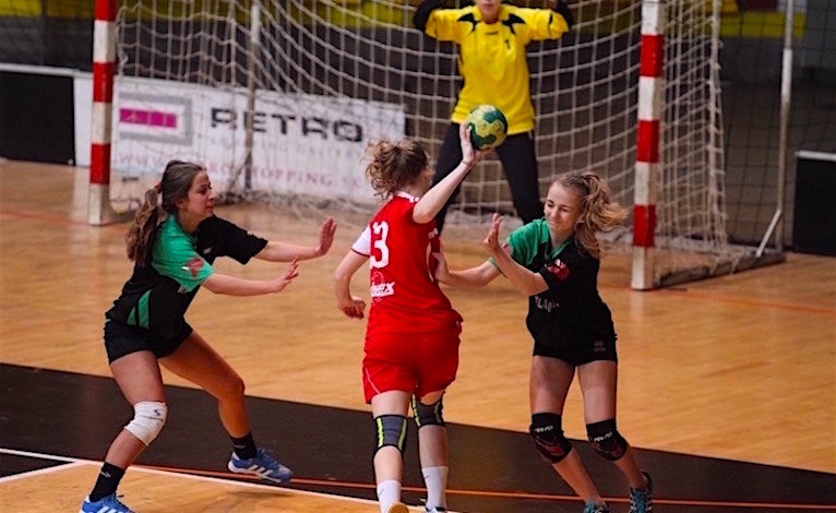 Hádzaná: 1. dorastenecká liga